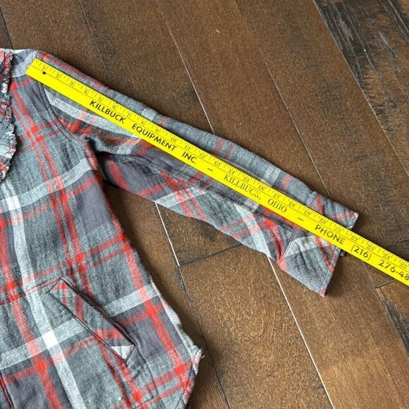 Cabi tavern plaid flannel button up shirt jacket womens size medium black gray r - Picture 10 of 11